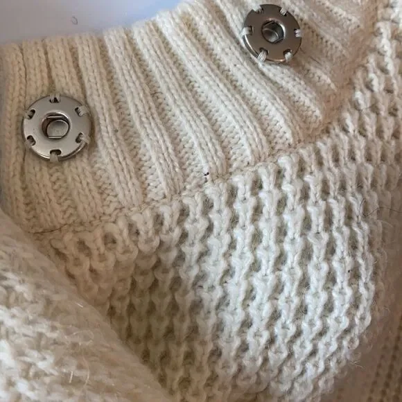 Old Navy Heavy Weight Knit Sweater Jacket XS - Picture 3 of 6